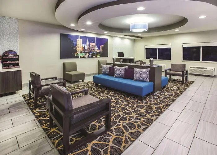 La Quinta Inn By Wyndham Indianapolis North